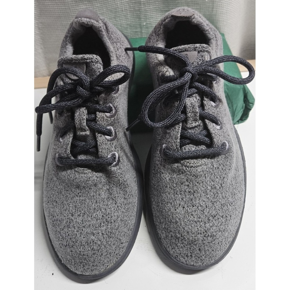 ALLBIRDS MERINO superfine wool upper WOMAN‎ SZ 9 gray runner shoes
